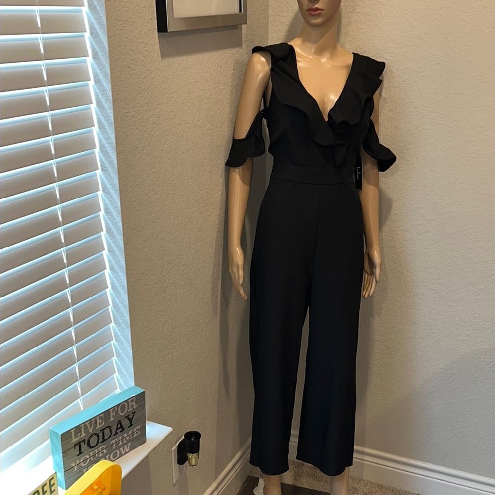 Lulu's Black Jumpsuit with Cold Shoulder and Wide-Leg Design